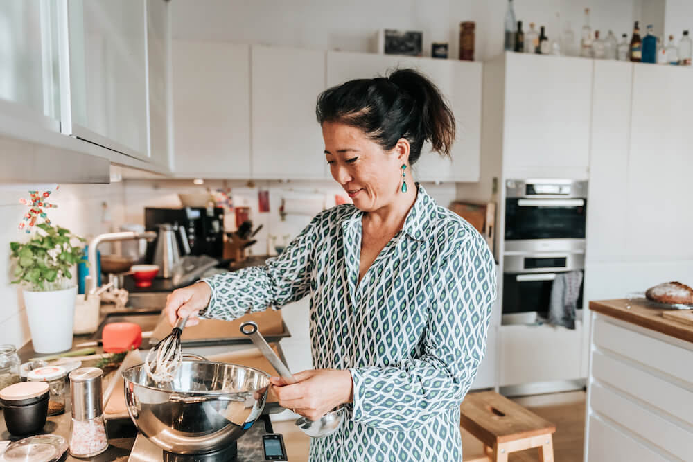 woman baking in her kitchen